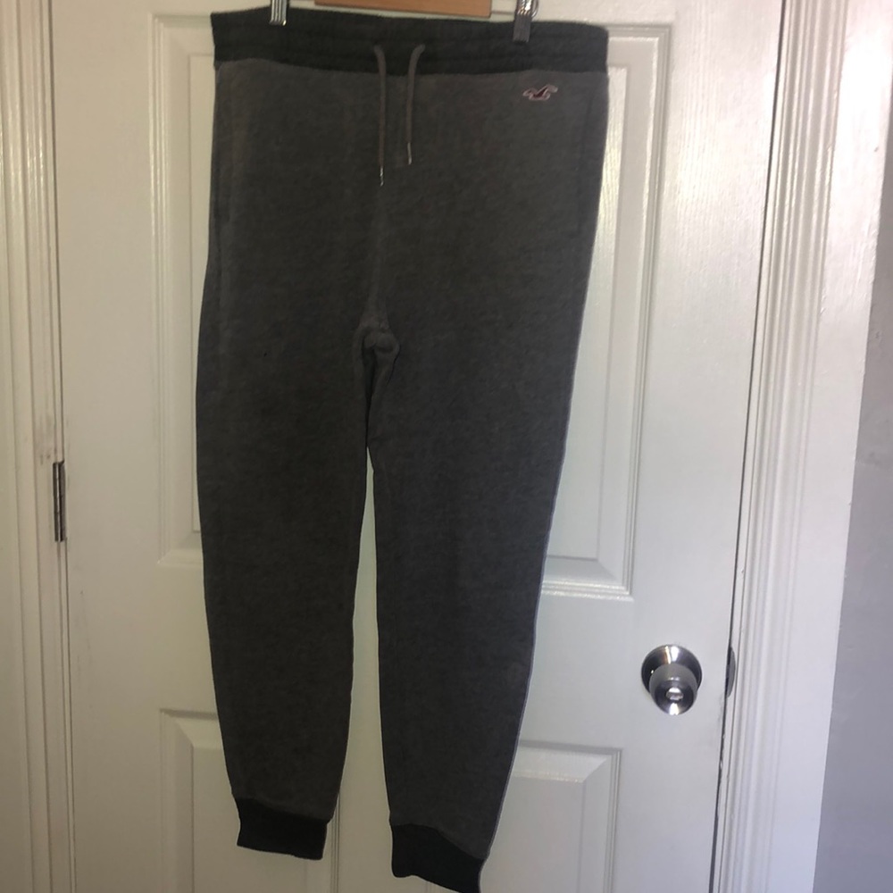 Boys gray Hollister sweatpants XS